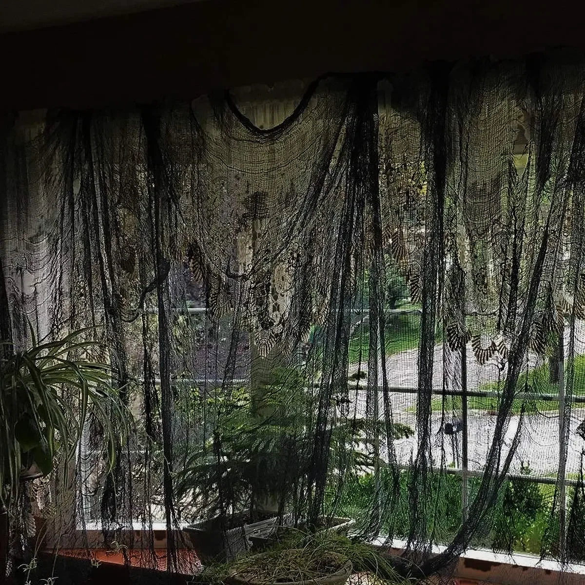 30×72inch Halloween Black Horror Cloth Spooky Fabric Cloth Halloween Decorations Haunted House Outdoor Hanging Scary Gauze Decor