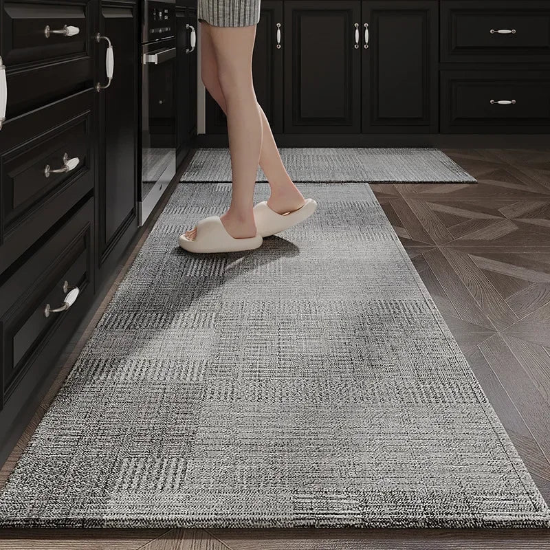 Japanese Kitchen Mat Long Rug Absorbs Water and Oil, Quick-drying, Non-slip Floor Mats, Anti-fall and Dirt-resistant Doormat