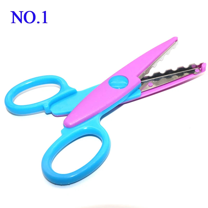 1 Pc Handmade Children DIY 6 Patterns Album Lace Scissors Card Photo Pattern Scissors Cartoons Lace Scissors