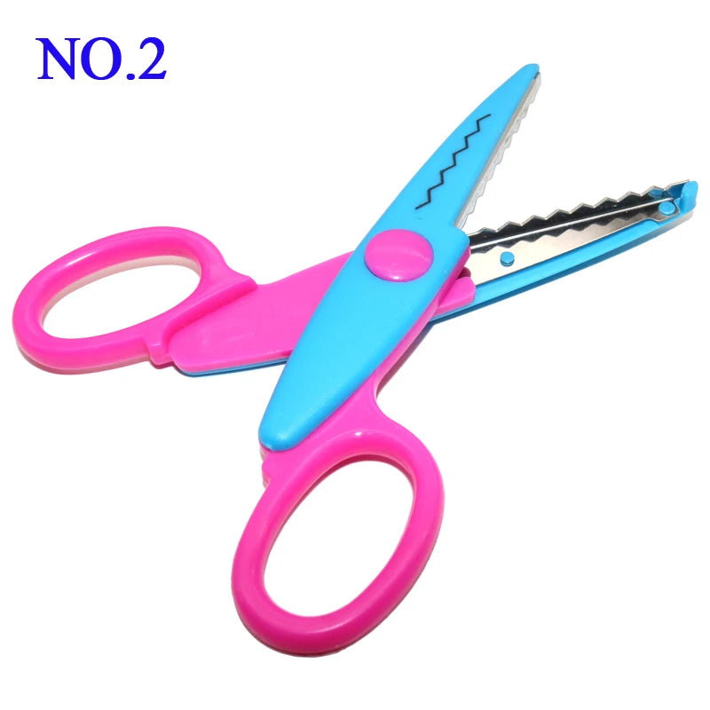1 Pc Handmade Children DIY 6 Patterns Album Lace Scissors Card Photo Pattern Scissors Cartoons Lace Scissors