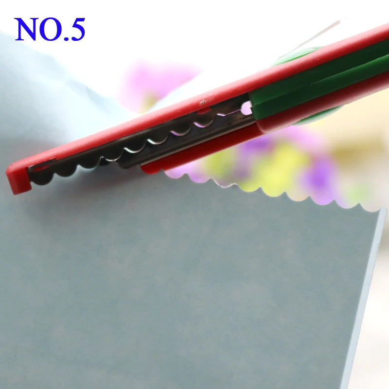 1 Pc Handmade Children DIY 6 Patterns Album Lace Scissors Card Photo Pattern Scissors Cartoons Lace Scissors