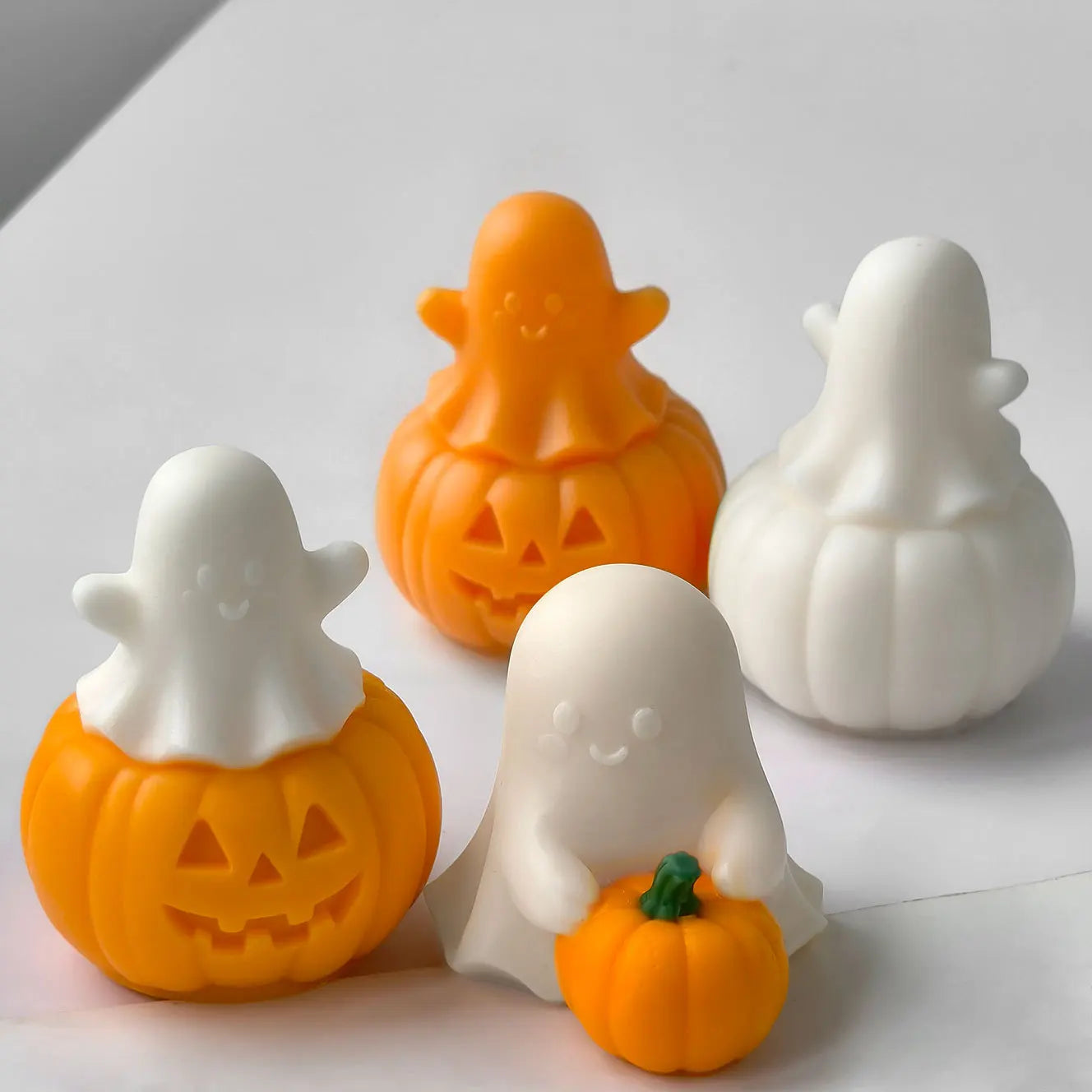 Silicone Mold for Candles Pumpkin and Ghost Shape Room Aromatherapy Plaster DIY Pumpkin Candlestick Candle Molds Halloween Decor