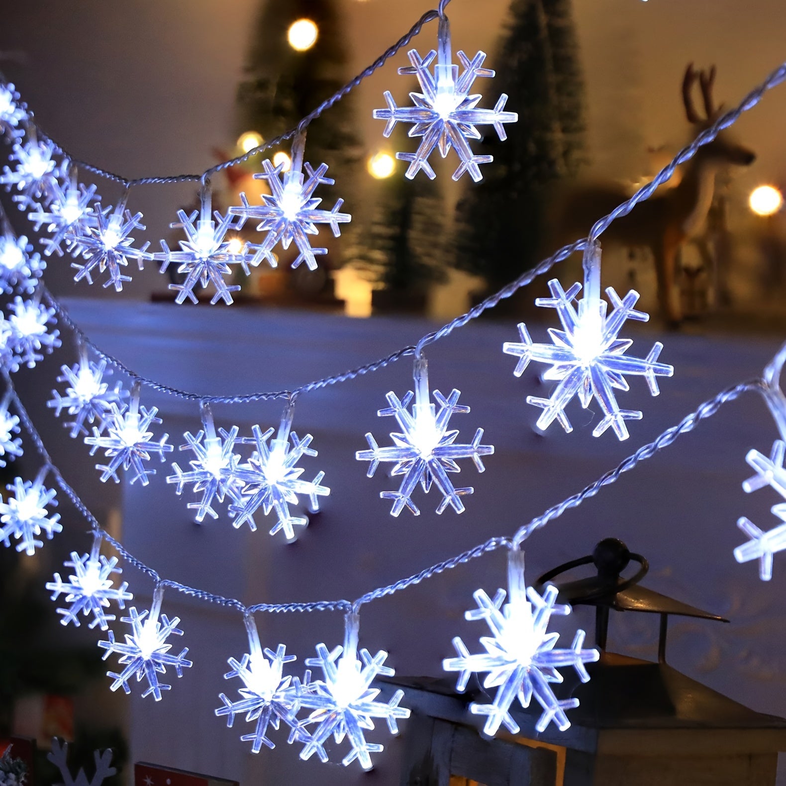 1pc Snowflake Decorative LED Light Strings, Battery Powered, Snowflake Lights Decorations, Christmas Garland Wedding New Year Decoration In Living Room Bedroom